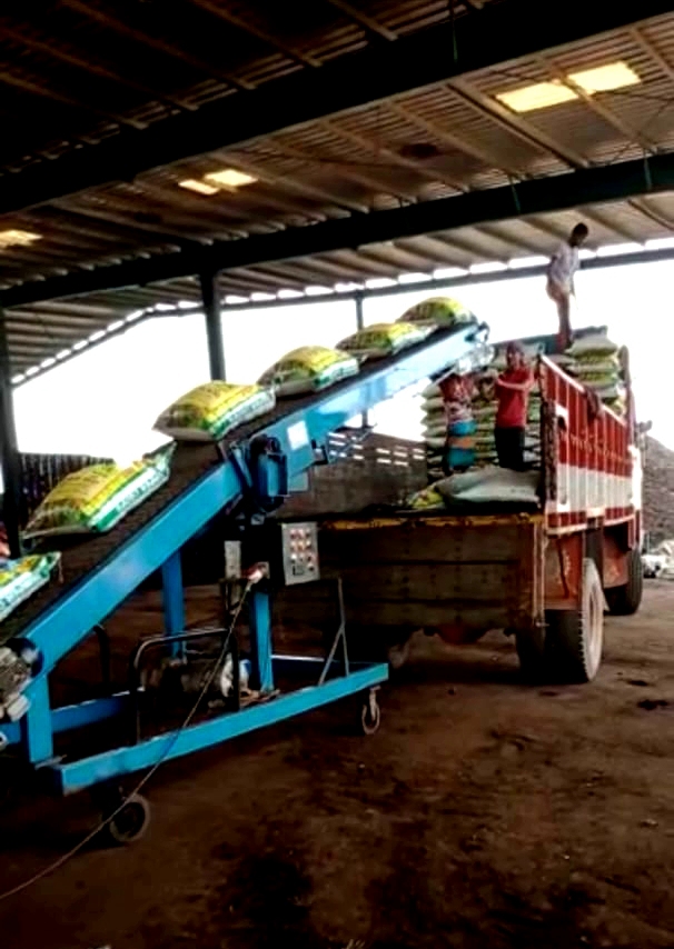 Kisan Groww 100% Enriched Organic Manure manufacturing setup - Slide 2